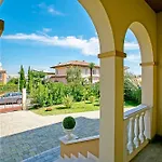Villa Mimosa - Appartamento 1 - Happy Rentals